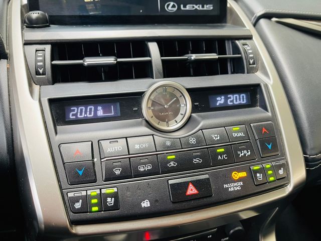 LEXUS凌志 NX300H  第15張相片
