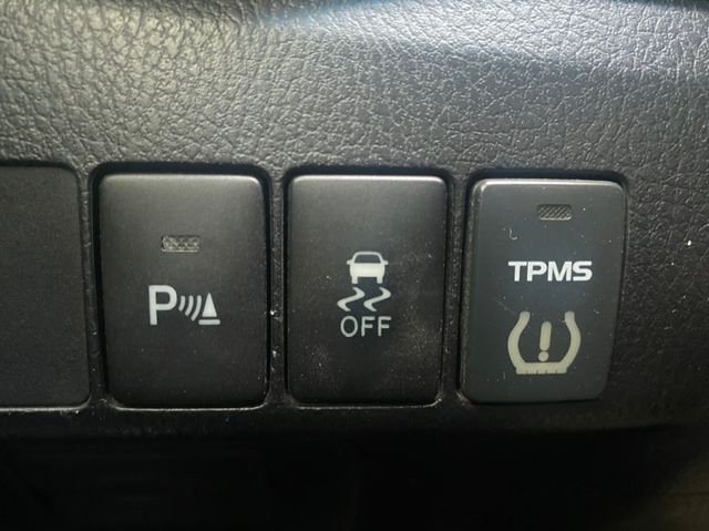 TOYOTA豐田 ALTIS  第14張相片