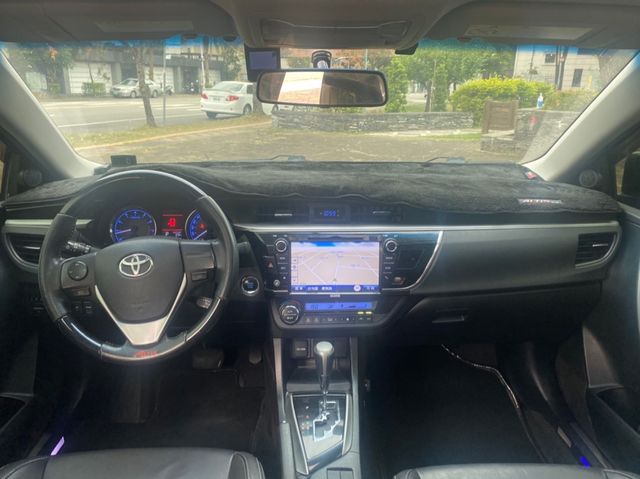 TOYOTA豐田 ALTIS  第17張相片