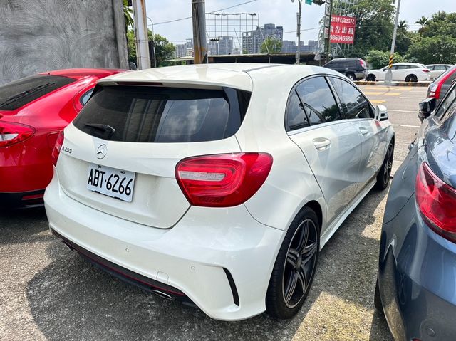 M-BENZ賓士 A250  第3張相片