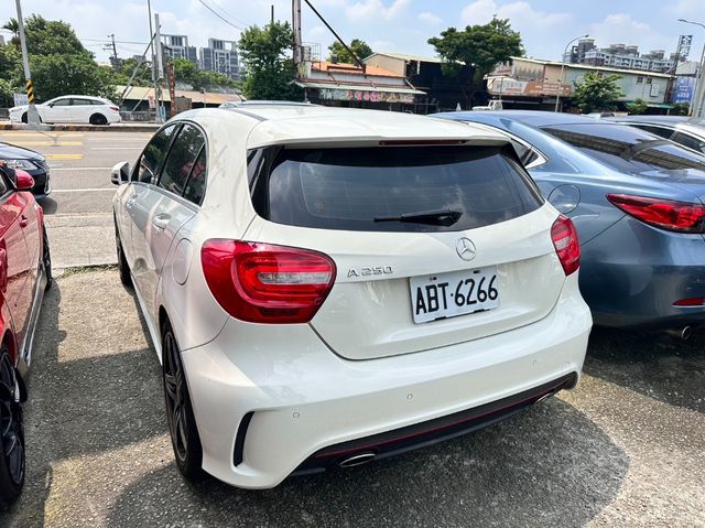 M-BENZ賓士 A250  第4張相片