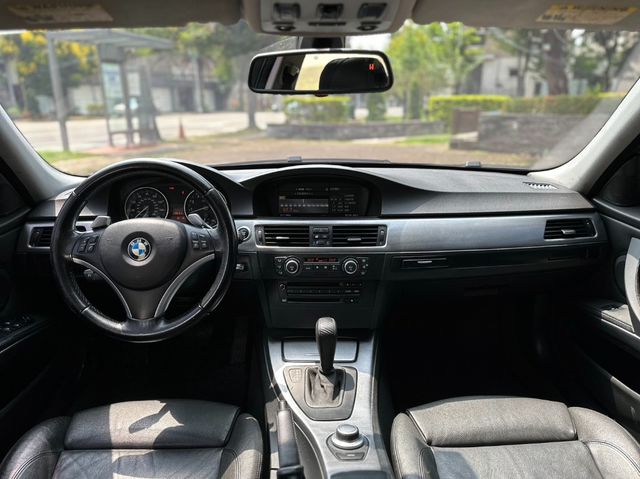 BMW寶馬 335I  第6張相片