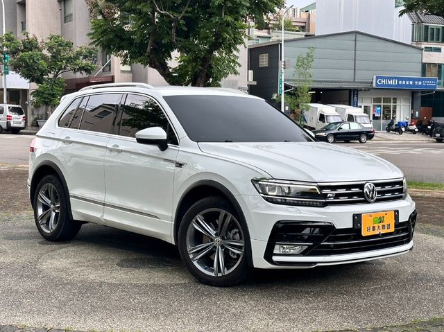 VOLKSWAGEN福斯 TIGUAN  第2張相片