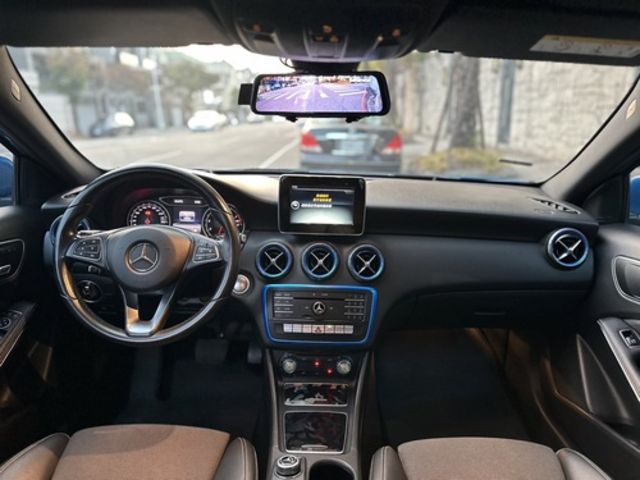 M-BENZ賓士 A180  第6張相片