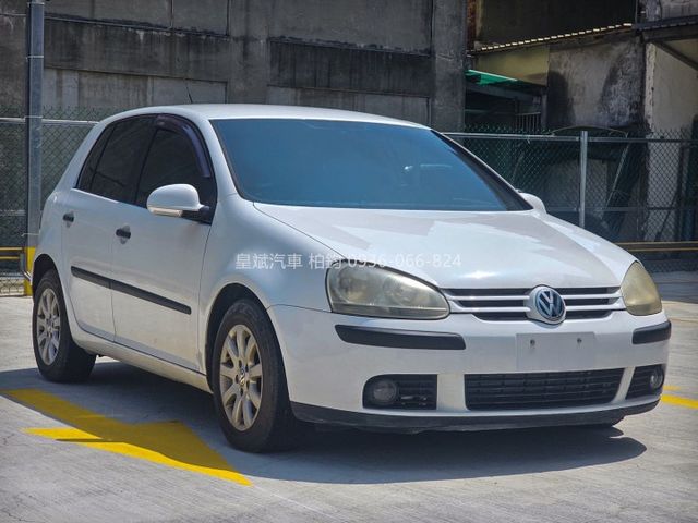2005年 Golf LED燈/安卓機/倒車顯影  第2張相片