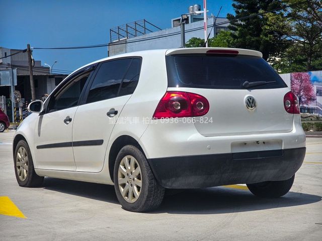 2005年 Golf LED燈/安卓機/倒車顯影  第4張相片