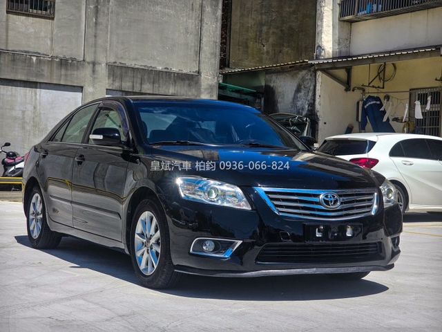 2011年Camry 恆溫空調/HID頭燈/倒車顯影/倒車雷達/  第2張相片