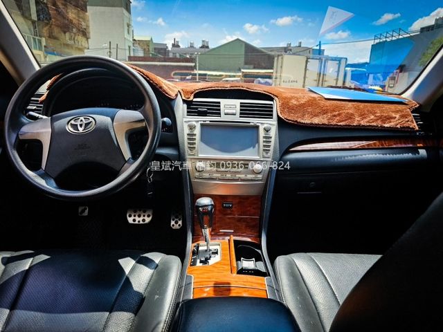 2011年Camry 恆溫空調/HID頭燈/倒車顯影/倒車雷達/  第8張相片