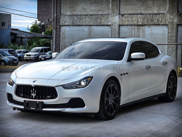 2015年 Ghibli HID燈/天窗/換檔快撥/電動椅/IKEY/摸門/專用安卓機/顯影/雷達  第1張相片