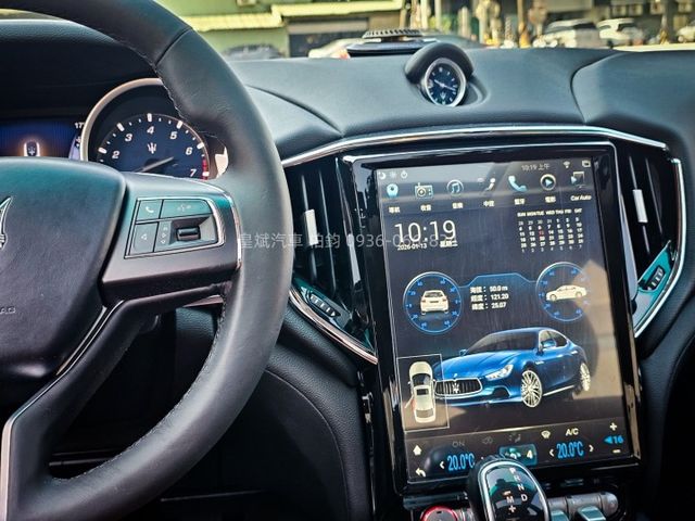 2015年 Ghibli HID燈/天窗/換檔快撥/電動椅/IKEY/摸門/專用安卓機/顯影/雷達  第13張相片