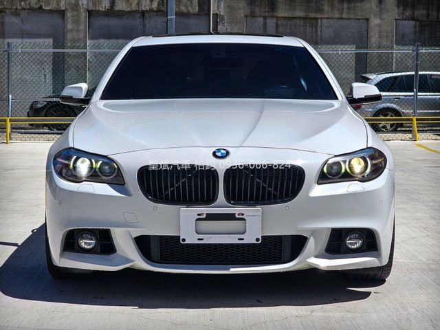 2015年528i M-Sport套件/天窗/抬顯/IKEY/顯影/雷達/LED燈/快撥/電動椅/電熱椅  第2張相片