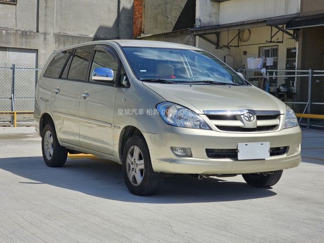 2011年Innova 後座分離座椅/安卓機/倒車顯影  第2張相片