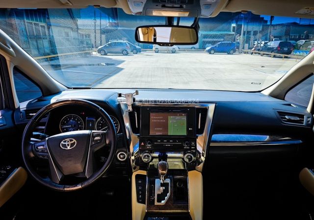 2018年Alphard LED燈/天窗/顯影/雷達/IKEY/摸門/冷熱椅/電尾門/JBL音響  第8張相片
