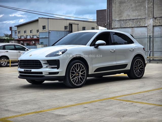 2020年Macan 總代理/跑車計時套件/跑車旋鈕/21吋圈/電尾門/顯影/雷達/恆溫  第1張相片