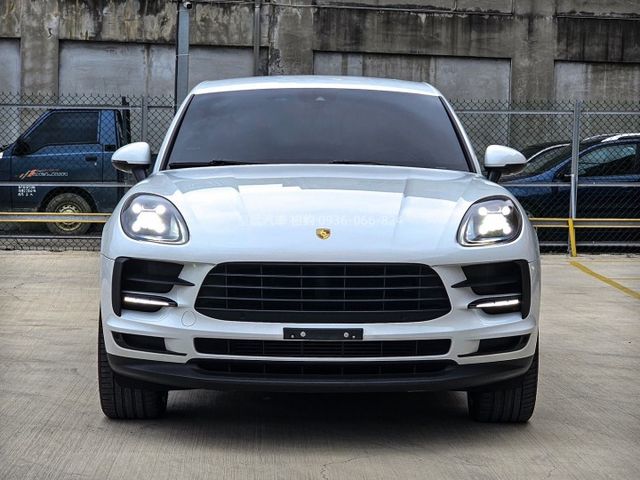 2020年Macan 總代理/跑車計時套件/跑車旋鈕/21吋圈/電尾門/顯影/雷達/恆溫  第6張相片