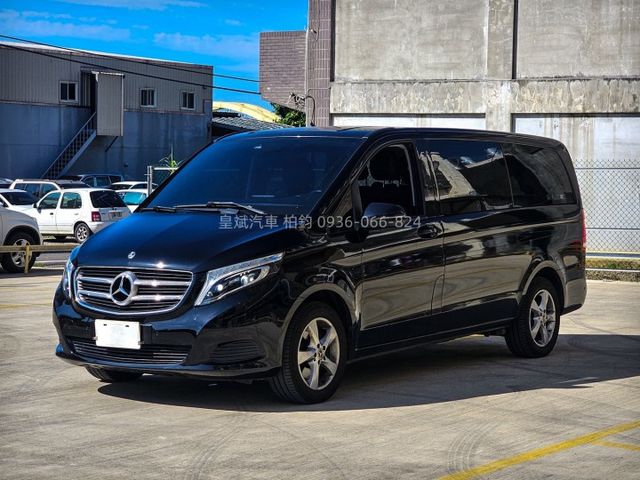 2018年V250d 八人座/柴油/恆溫/顯影/雷達/電尾門/單邊電滑門  第1張相片