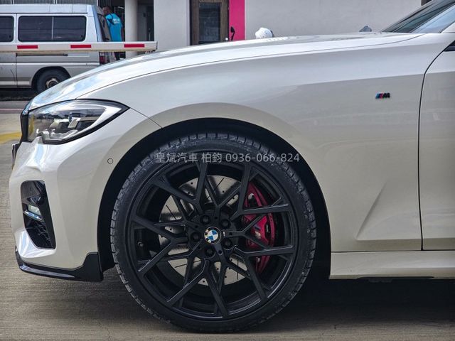 2021年320i Msport Touring 5AU/全景/環景/電尾門/原廠20吋圈/MP卡鉗/HK擴大機  第8張相片