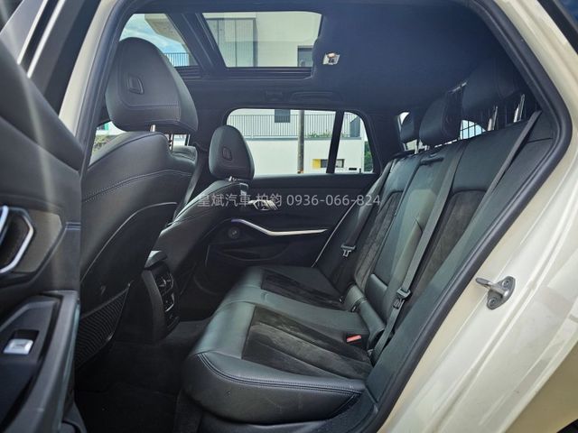 2021年320i Msport Touring 5AU/全景/環景/電尾門/原廠20吋圈/MP卡鉗/HK擴大機  第12張相片