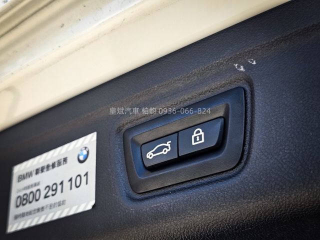 2021年320i Msport Touring 5AU/全景/環景/電尾門/原廠20吋圈/MP卡鉗/HK擴大機  第17張相片