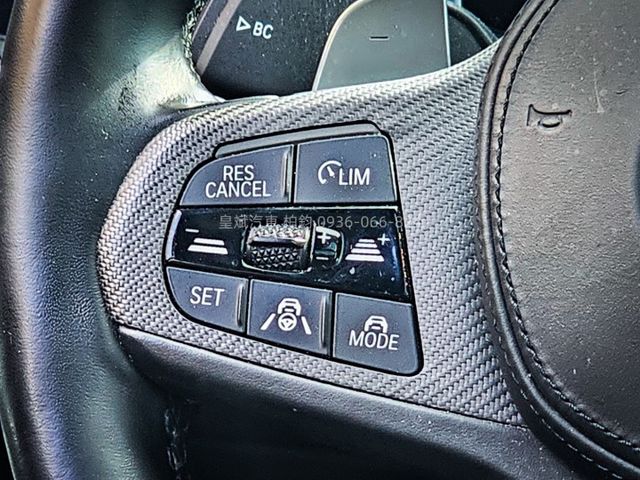2021年320i Msport Touring 5AU/全景/環景/電尾門/原廠20吋圈/MP卡鉗/HK擴大機  第18張相片