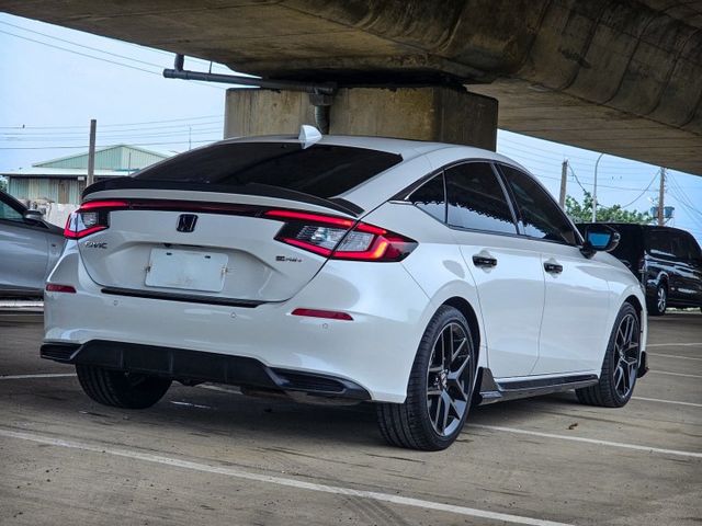 2023年CIVIC ACC跟車/全景/BOSE音響/CarPlay/LED燈/改下巴/側裙/鴨尾/方向盤/電尾門  第5張相片