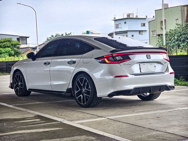 2023年CIVIC ACC跟車/全景/BOSE音響/CarPlay/LED燈/改下巴/側裙/鴨尾/方向盤/電尾門  第9張相片
