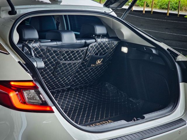 2023年CIVIC ACC跟車/全景/BOSE音響/CarPlay/LED燈/改下巴/側裙/鴨尾/方向盤/電尾門  第16張相片