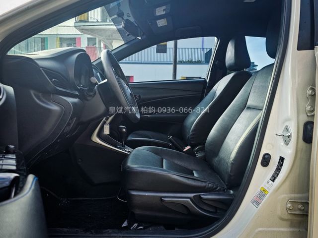 2021年Yaris 倒車顯影/雷達  第7張相片