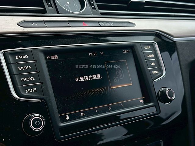 2016年Passat Variant 免KEY/電尾門/循跡防滑/多功能快控/影音/雷達  第14張相片