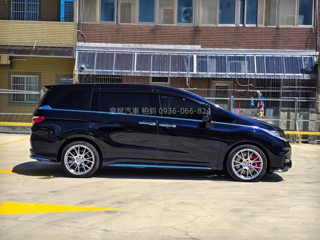 2020年Odyssey 七人座/天窗/ACC跟車/車偏警示/LED燈/雙電滑門/360環景/改輪圈/卡鉗/碟盤  第3張相片