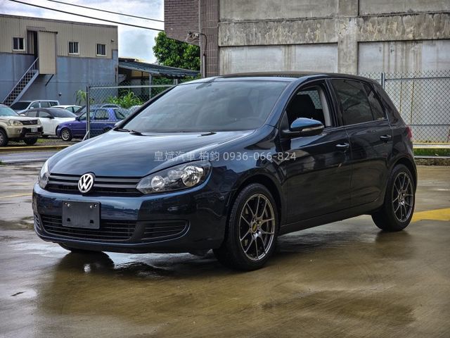 2011年Golf ！稀有跑少只跑四萬！後座分離座椅／改裝輪圈  第1張相片