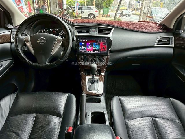 2014年Sentra 導航/倒車顯影/電折/多功能快控  第5張相片