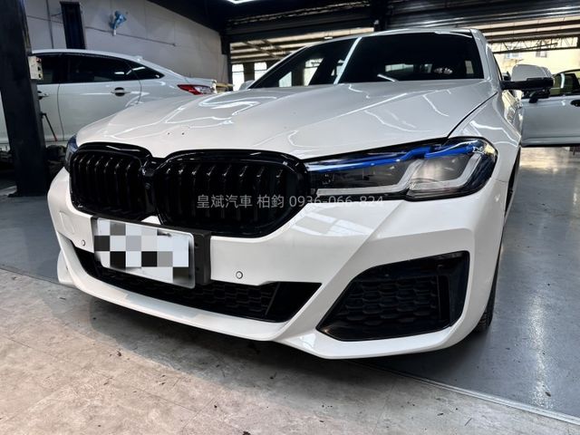 2015年528i 全車改新頭/G世代前後保/G世代頭燈/尾翼/四出排氣管/CS方向盤  第1張相片