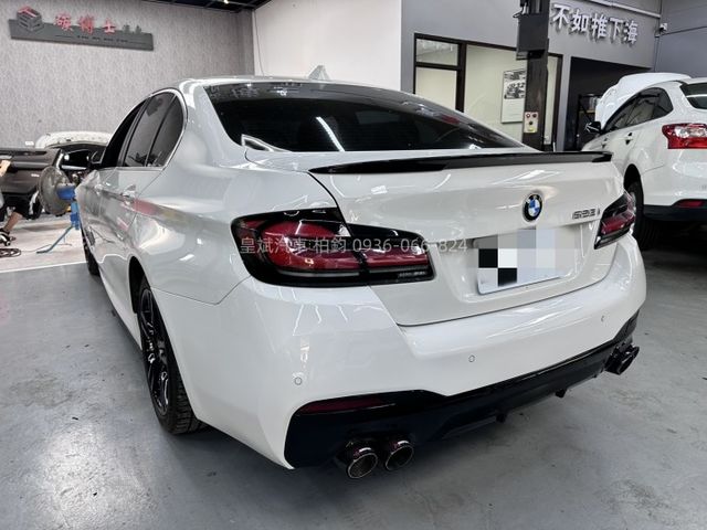 2015年528i 全車改新頭/G世代前後保/G世代頭燈/尾翼/四出排氣管/CS方向盤  第3張相片