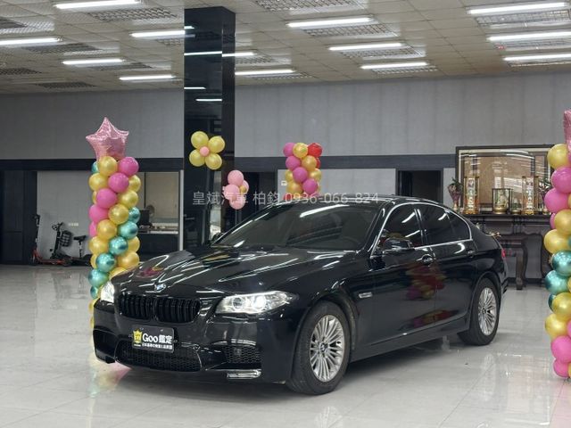 2015年520i 總代理/HID頭燈/改M-sport空力套件  第1張相片