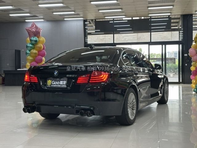 2015年520i 總代理/HID頭燈/改M-sport空力套件  第3張相片