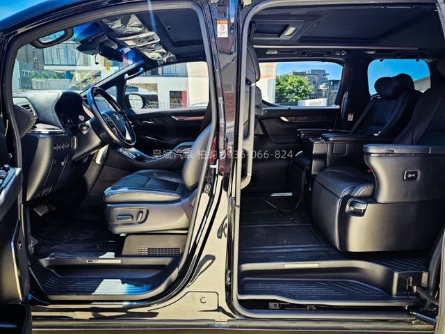 2021年Alphard 油電/ACC/車偏/360環景/IKEY/摸門/恆溫/電尾門/JBL音響/LED燈/一手車  第6張相片