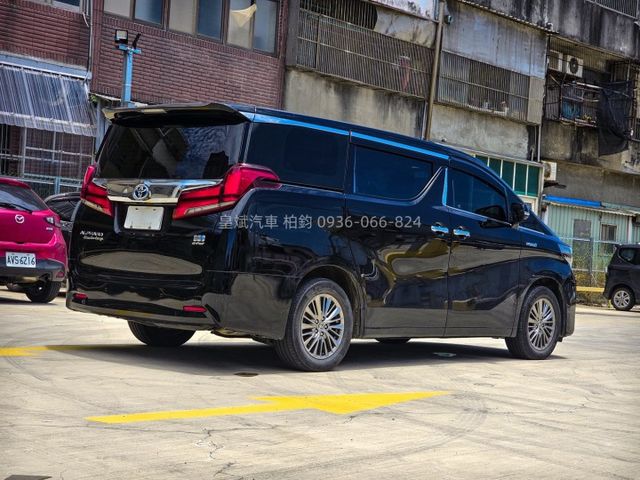 2021年Alphard 油電/ACC/車偏/360環景/IKEY/摸門/恆溫/電尾門/JBL音響/LED燈/一手車  第4張相片