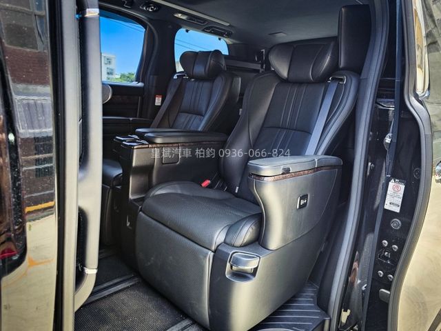 2021年Alphard 油電/ACC/車偏/360環景/IKEY/摸門/恆溫/電尾門/JBL音響/LED燈/一手車  第6張相片