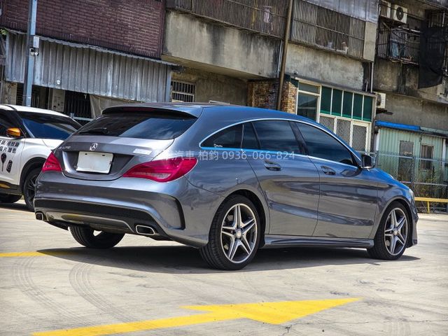2015年CLA250 SB 總代理/AMG/全景/顯影/雷達/快撥/恆溫/電尾門/雙前電動座椅/HID燈/蝴蝶尾燈  第4張相片