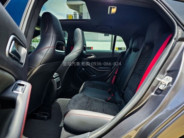 2015年CLA250 SB 總代理/AMG/全景/顯影/雷達/快撥/恆溫/電尾門/雙前電動座椅/HID燈/蝴蝶尾燈  第10張相片
