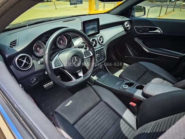 2015年CLA250 SB 總代理/AMG/全景/顯影/雷達/快撥/恆溫/電尾門/雙前電動座椅/HID燈/蝴蝶尾燈  第11張相片