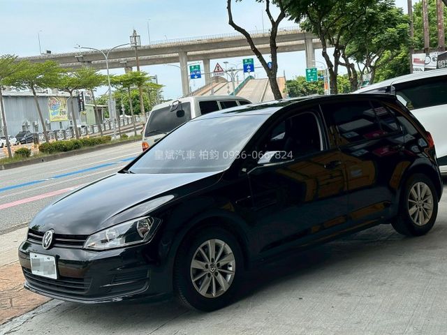 2015年Golf 電子手剎/藍芽/影音  第1張相片