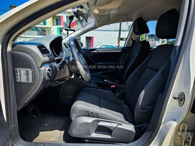 2010年Golf 倒車顯影/雷達  第6張相片