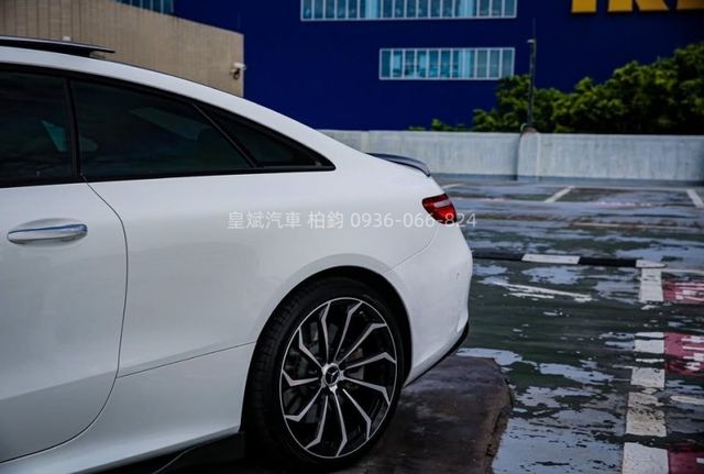 2020年E53 4Matic Coupe 五鍵/23P跟車/全景/環景/ 抬顯/AMG套件/柏林/夜色套件/通風椅  第5張相片