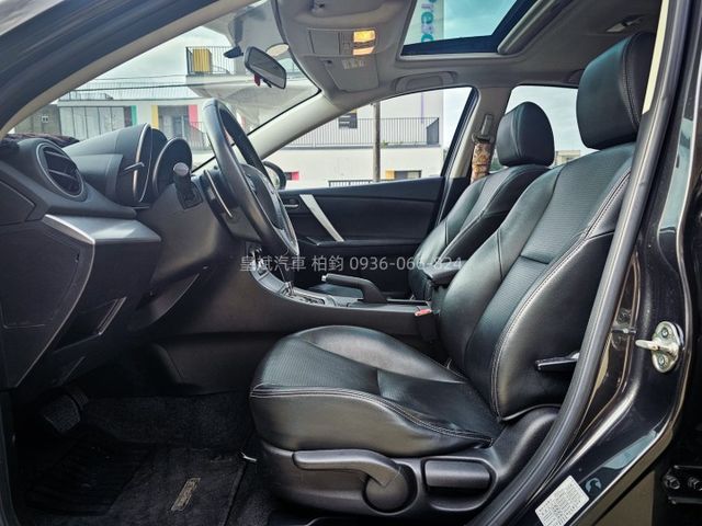 2010年Mazda 3 4D/頂級/天窗/恆溫/IKEY/摸門/快撥/HID燈  第6張相片