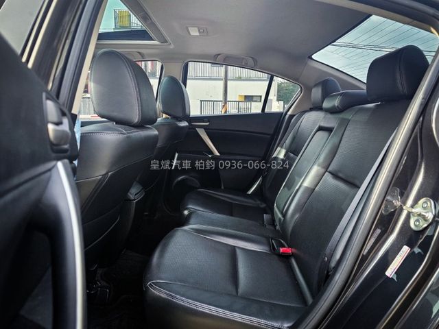 2010年Mazda 3 4D/頂級/天窗/恆溫/IKEY/摸門/快撥/HID燈  第10張相片