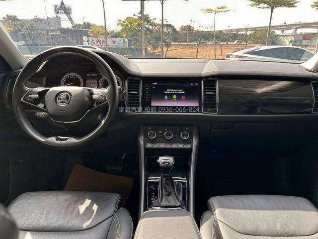2021年Kodiaq 四傳/七人座/全景天窗/IKEY/摸門/環景/恆溫/電尾門  第5張相片