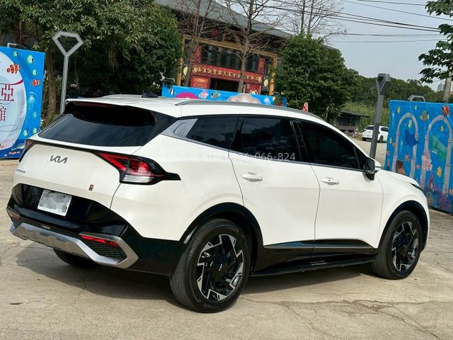 2023年Sportage 免Key/電動椅/盲點/360環景/ACC/HK音響  第3張相片