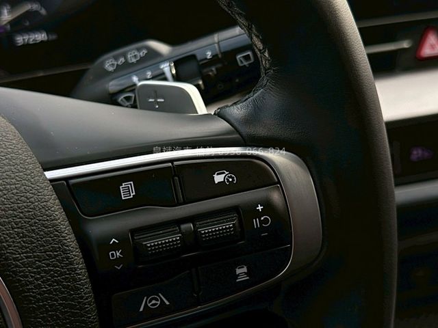 2023年Sportage 免Key/電動椅/盲點/360環景/ACC/HK音響  第17張相片